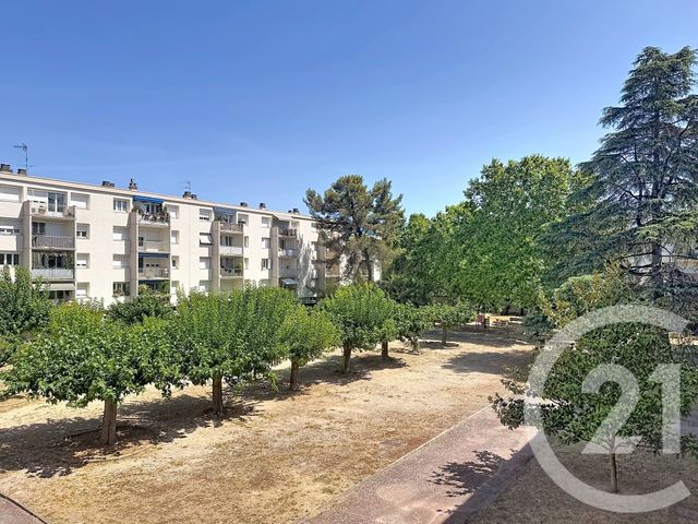 Appartement F3 &agrave; louer - 3 pi&egrave;ces - 76,96 m2 - Castelnau Le Lez - 34 - LANGUEDOC-ROUSSILLON