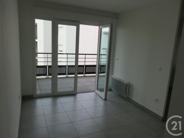Appartement T1 &agrave; louer - 1 pi&egrave;ce - 28,20 m2 - Castelnau Le Lez - 34 - LANGUEDOC-ROUSSILLON