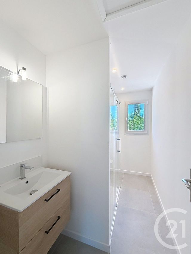 Appartement F4 &agrave; louer - 4 pi&egrave;ces - 87 m2 - Montferrier Sur Lez - 34 - LANGUEDOC-ROUSSILLON