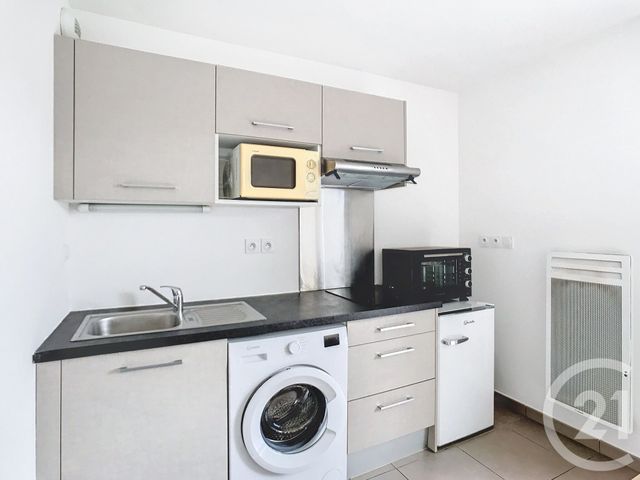 Appartement F1 &agrave; louer - 1 pi&egrave;ce - 23,42 m2 - Castelnau Le Lez - 34 - LANGUEDOC-ROUSSILLON