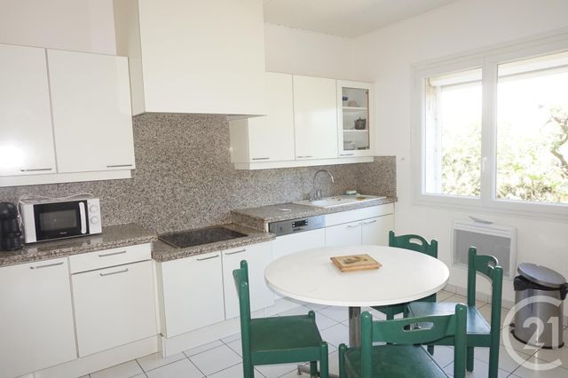 Maison &agrave; louer - 5 pi&egrave;ces - 134,81 m2 - Castelnau Le Lez - 34 - LANGUEDOC-ROUSSILLON