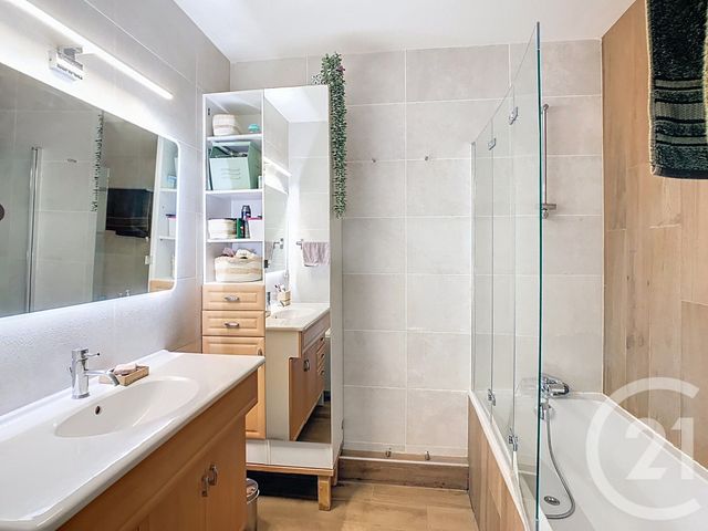 Appartement F4 &agrave; louer - 4 pi&egrave;ces - 81,50 m2 - Montpellier - 34 - LANGUEDOC-ROUSSILLON