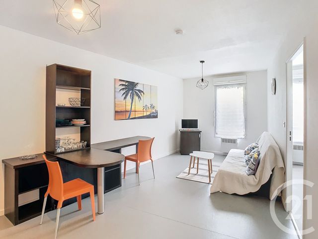 Appartement à louer NIMES