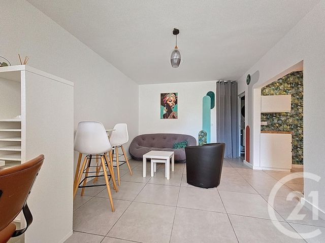 Appartement F2 &agrave; louer - 2 pi&egrave;ces - 37,89 m2 - Castelnau Le Lez - 34 - LANGUEDOC-ROUSSILLON