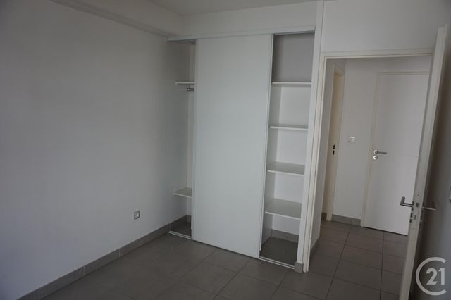 Appartement F3 &agrave; louer - 3 pi&egrave;ces - 64,90 m2 - Castelnau Le Lez - 34 - LANGUEDOC-ROUSSILLON