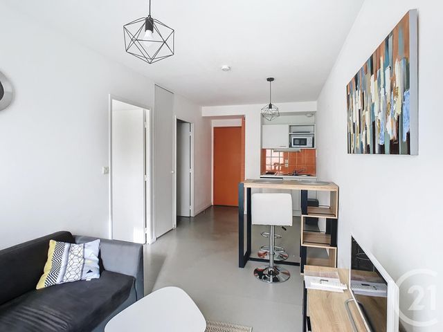 Appartement F2 &agrave; louer - 2 pi&egrave;ces - 29,47 m2 - Nimes - 30 - LANGUEDOC-ROUSSILLON