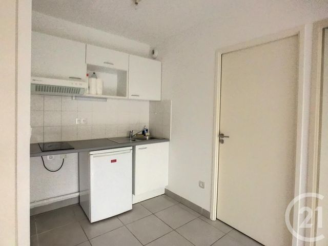 Appartement F2 &agrave; louer - 2 pi&egrave;ces - 40,40 m2 - Castelnau Le Lez - 34 - LANGUEDOC-ROUSSILLON