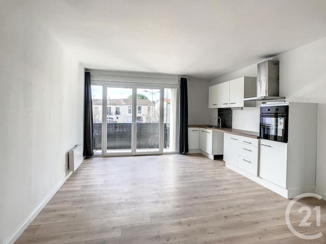 Appartement F4 &agrave; louer - 4 pi&egrave;ces - 87,10 m2 - Castelnau Le Lez - 34 - LANGUEDOC-ROUSSILLON