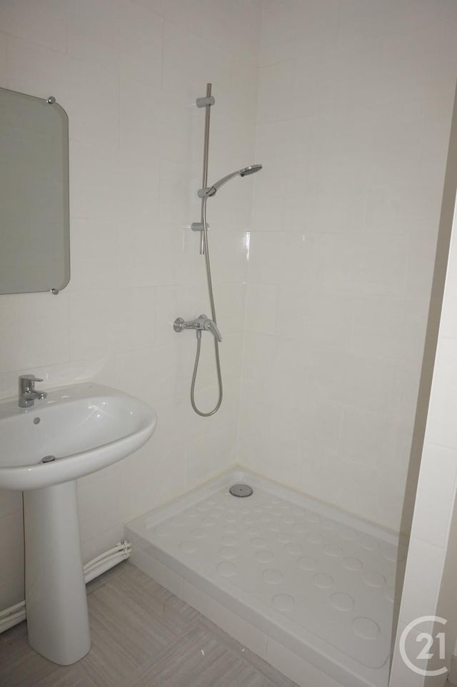 Appartement F3 &agrave; louer - 3 pi&egrave;ces - 54,35 m2 - Castelnau Le Lez - 34 - LANGUEDOC-ROUSSILLON