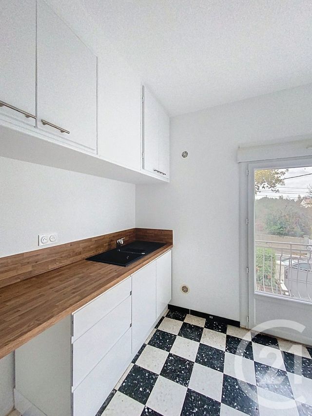 Appartement T4 &agrave; louer - 4 pi&egrave;ces - 101,87 m2 - Mudaison - 34 - LANGUEDOC-ROUSSILLON