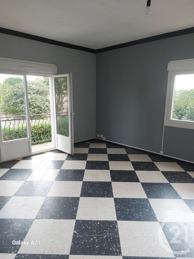 Appartement T4 &agrave; louer - 4 pi&egrave;ces - 101,87 m2 - Mudaison - 34 - LANGUEDOC-ROUSSILLON