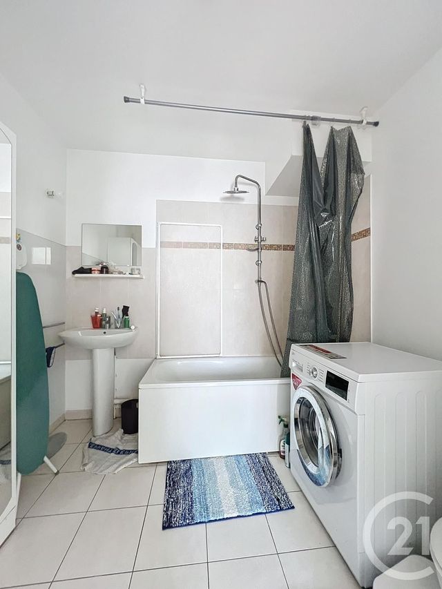 Appartement F2 à vendre - 2 pièces - 40,99 m2 - Fleury Merogis - 91 - ILE-DE-FRANCE