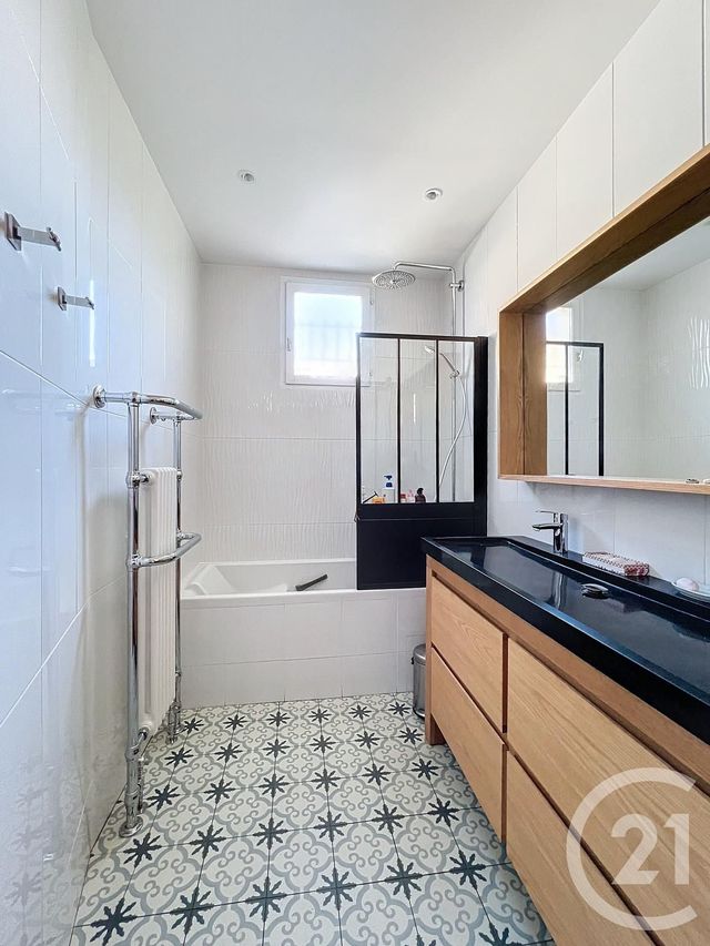 Maison à vendre - 6 pièces - 150,32 m2 - Ste Genevieve Des Bois - 91 - ILE-DE-FRANCE