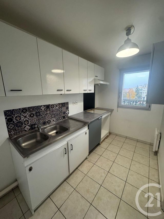 Appartement F2 à louer - 2 pièces - 42 m2 - Bretigny Sur Orge - 91 - ILE-DE-FRANCE