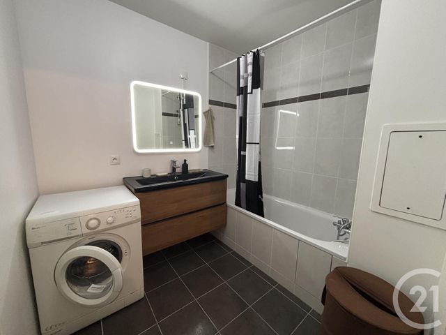 Appartement F4 à louer - 4 pièces - 74,54 m2 - 91 - ILE-DE-FRANCE