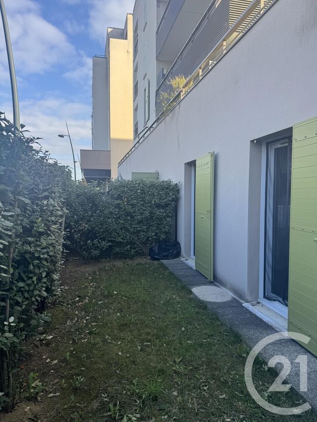 Appartement F4 à louer - 4 pièces - 74,54 m2 - 91 - ILE-DE-FRANCE