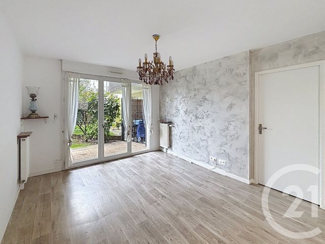 Appartement F3 à vendre - 3 pièces - 51,03 m2 - Fleury Merogis - 91 - ILE-DE-FRANCE