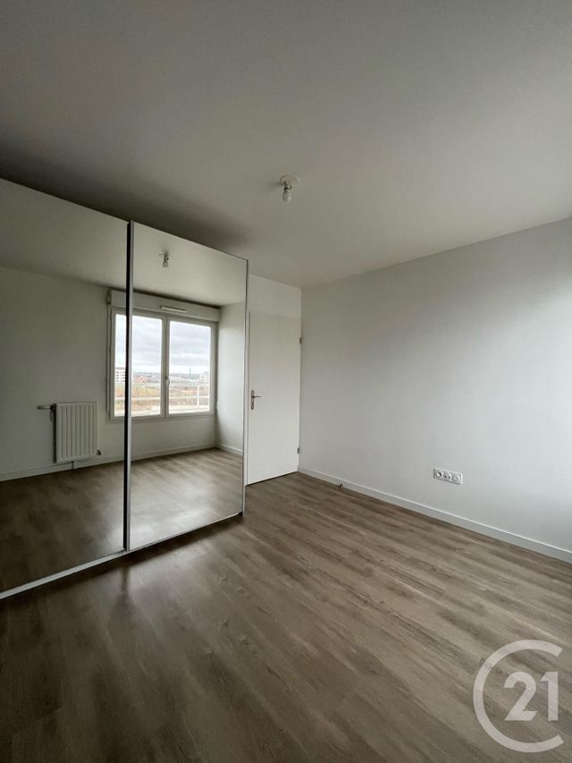 Appartement F3 &agrave; louer - 3 pi&egrave;ces - 60,10 m2 - Bretigny Sur Orge - 91 - ILE-DE-FRANCE