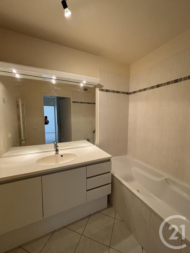 Appartement F3 &agrave; louer - 3 pi&egrave;ces - 59,25 m2 - Mennecy - 91 - ILE-DE-FRANCE