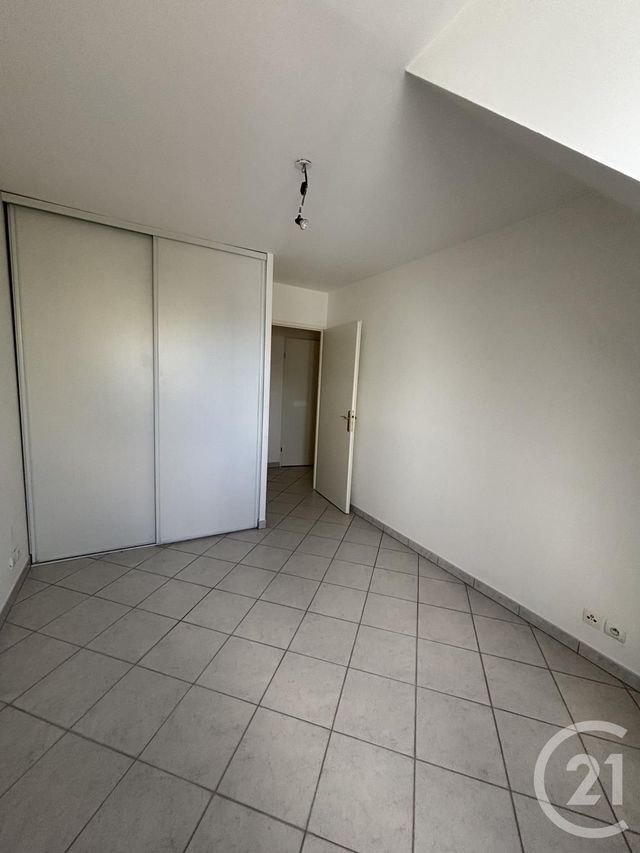 Appartement F3 &agrave; louer - 3 pi&egrave;ces - 59,25 m2 - Mennecy - 91 - ILE-DE-FRANCE