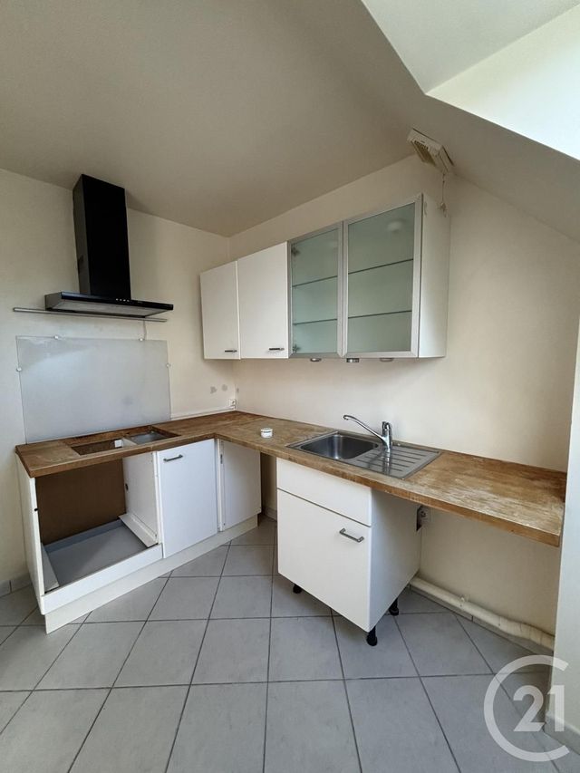 Appartement F3 &agrave; louer - 3 pi&egrave;ces - 59,25 m2 - Mennecy - 91 - ILE-DE-FRANCE