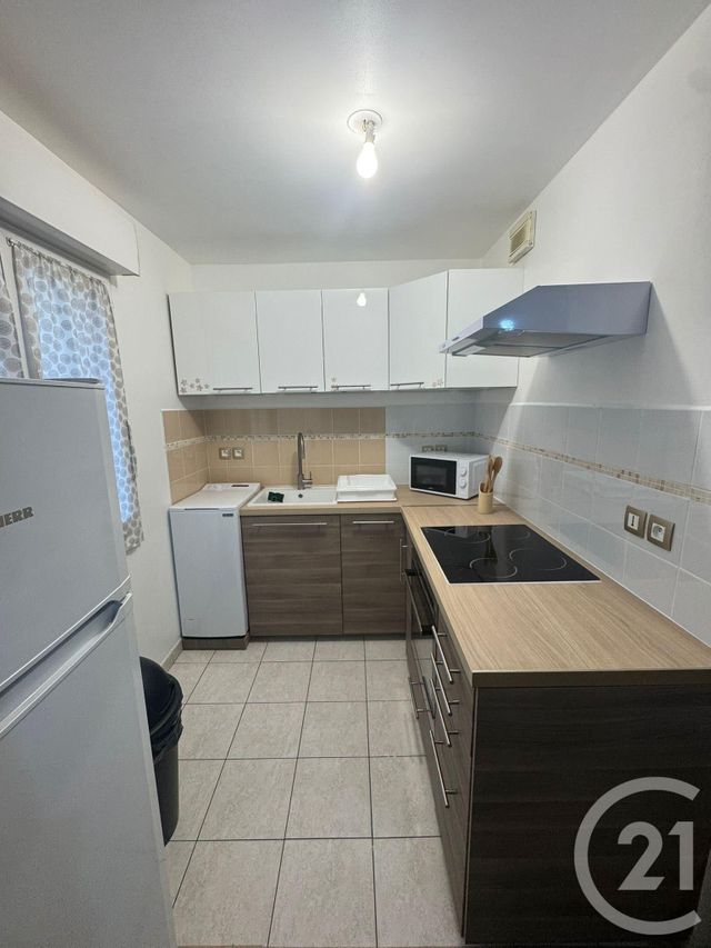 Appartement Studio &agrave; louer - 1 pi&egrave;ce - 27,57 m2 - Bretigny Sur Orge - 91 - ILE-DE-FRANCE
