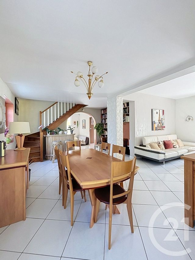Maison &agrave; vendre - 7 pi&egrave;ces - 165,18 m2 - Le Plessis Pate - 91 - ILE-DE-FRANCE