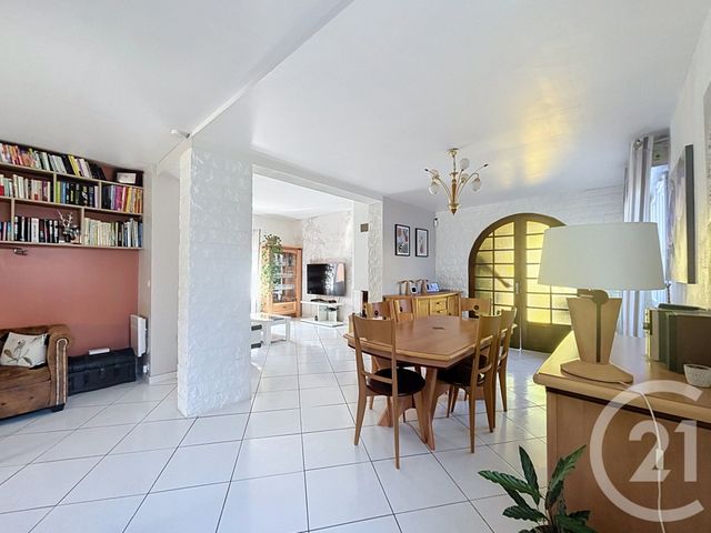 Maison &agrave; vendre - 7 pi&egrave;ces - 165,18 m2 - Le Plessis Pate - 91 - ILE-DE-FRANCE