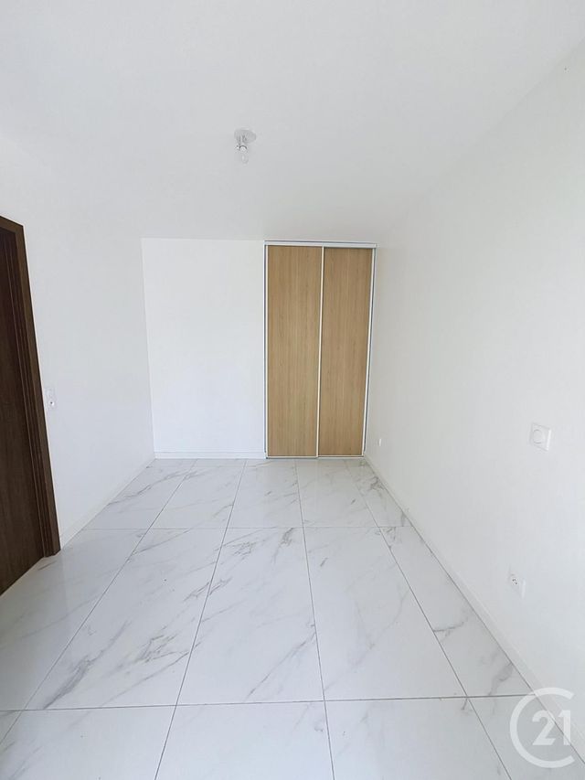Appartement F2 &agrave; vendre - 2 pi&egrave;ces - 48,16 m2 - Ste Genevieve Des Bois - 91 - ILE-DE-FRANCE