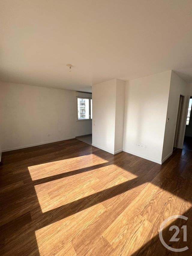 Appartement &agrave; louer - 2 pi&egrave;ces - 43,50 m2 - Bretigny Sur Orge - 91 - ILE-DE-FRANCE