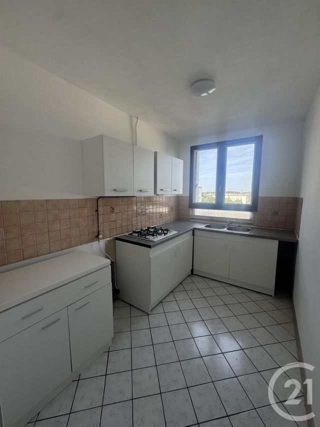 Appartement F2 &agrave; louer - 2 pi&egrave;ces - 42 m2 - Bretigny Sur Orge - 91 - ILE-DE-FRANCE