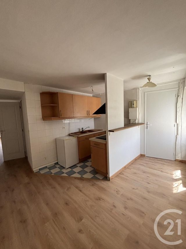 Appartement Studio &agrave; louer - 2 pi&egrave;ces - 25 m2 - Arpajon - 91 - ILE-DE-FRANCE