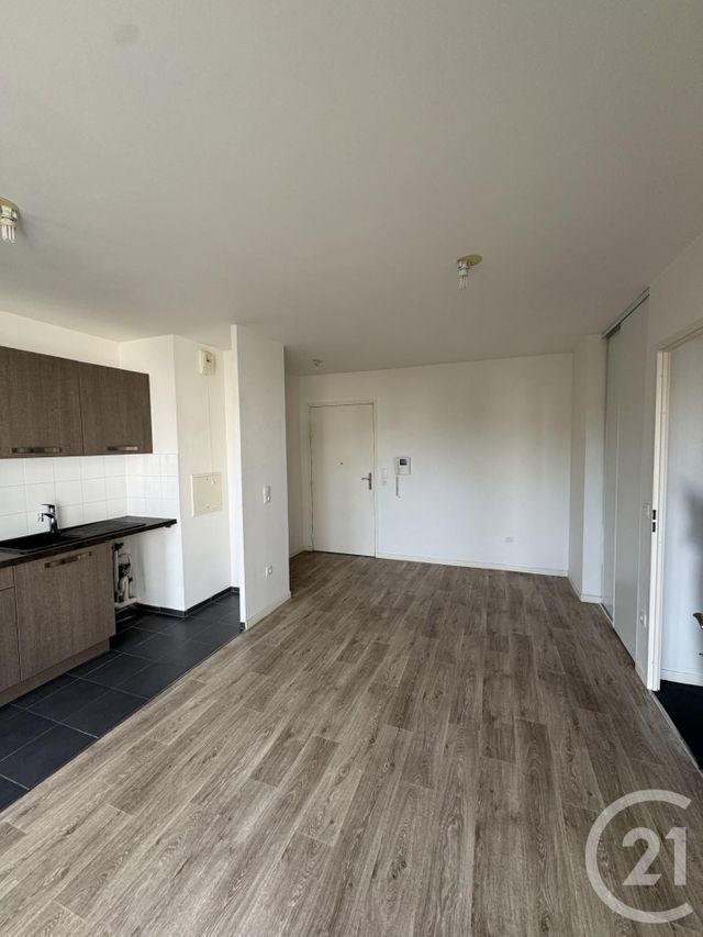 Appartement &agrave; louer - 2 pi&egrave;ces - 38,05 m2 - Bretigny Sur Orge - 91 - ILE-DE-FRANCE
