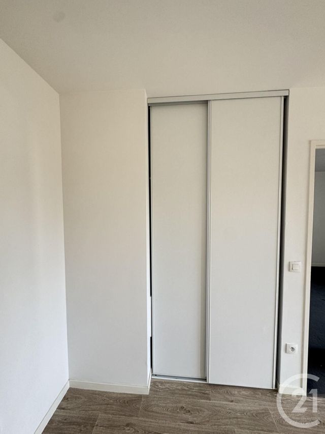 Appartement &agrave; louer - 2 pi&egrave;ces - 38,05 m2 - Bretigny Sur Orge - 91 - ILE-DE-FRANCE