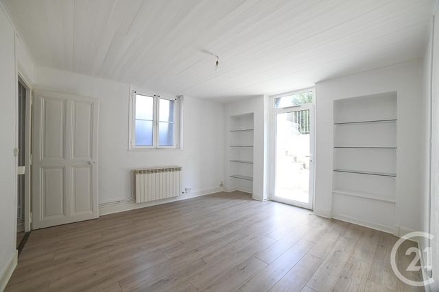 Appartement T3 à vendre - 3 pièces - 56,10 m2 - Aix Les Bains - 73 - RHONE-ALPES