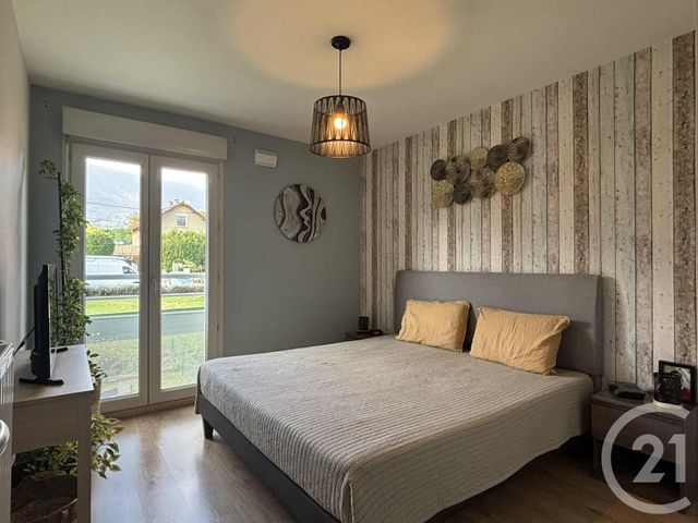 Appartement T3 à vendre - 3 pièces - 67,71 m2 - La Motte Servolex - 73 - RHONE-ALPES