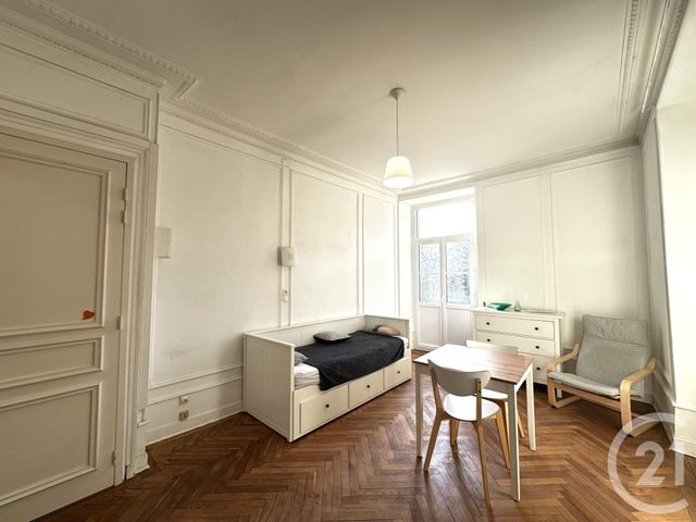 Appartement Studio à louer AIX LES BAINS