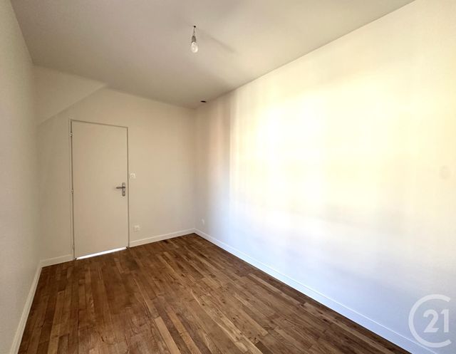 Appartement T3 &agrave; louer - 3 pi&egrave;ces - 49,76 m2 - Aix Les Bains - 73 - RHONE-ALPES