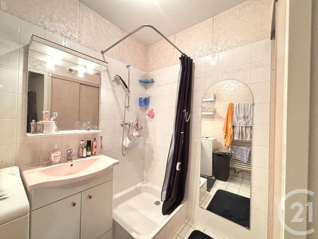 Appartement T2 &agrave; louer - 2 pi&egrave;ces - 50,62 m2 - St Alban Leysse - 73 - RHONE-ALPES