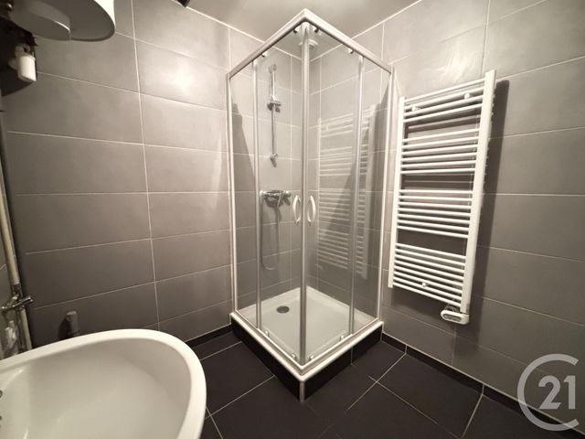 Appartement T1 &agrave; louer - 1 pi&egrave;ce - 26,26 m2 - Aix Les Bains - 73 - RHONE-ALPES