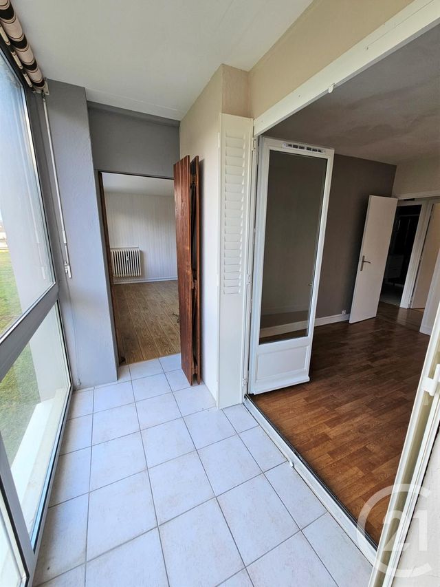 Appartement T3 &agrave; louer - 3 pi&egrave;ces - 63,07 m2 - Chambery - 73 - RHONE-ALPES