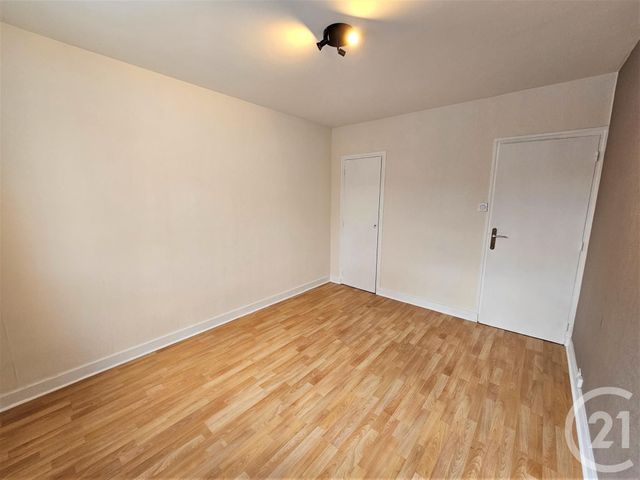 Appartement T3 &agrave; louer - 3 pi&egrave;ces - 63,07 m2 - Chambery - 73 - RHONE-ALPES