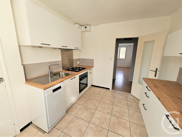 Appartement T3 &agrave; louer - 3 pi&egrave;ces - 63,07 m2 - Chambery - 73 - RHONE-ALPES