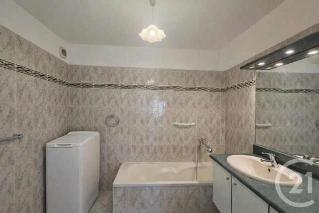 Appartement T4 &agrave; vendre - 4 pi&egrave;ces - 88,27 m2 - Aix Les Bains - 73 - RHONE-ALPES