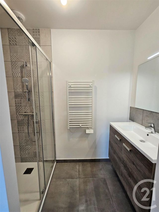 Maison &agrave; louer - 5 pi&egrave;ces - 96,60 m2 - Gresy Sur Aix - 73 - RHONE-ALPES