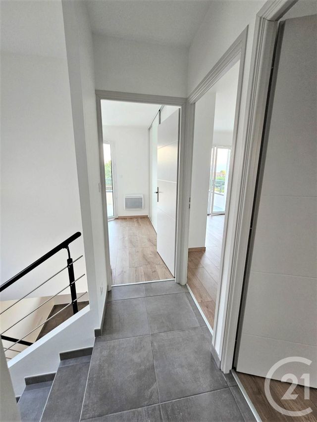 Maison &agrave; louer - 5 pi&egrave;ces - 96,60 m2 - Gresy Sur Aix - 73 - RHONE-ALPES