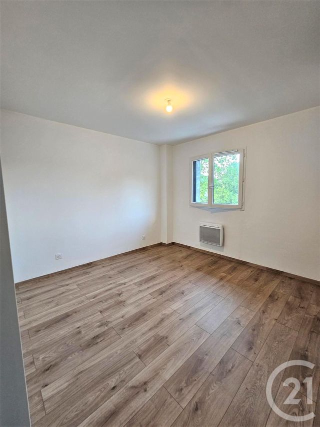 Maison &agrave; louer - 5 pi&egrave;ces - 96,60 m2 - Gresy Sur Aix - 73 - RHONE-ALPES