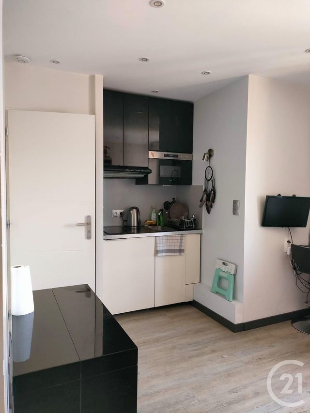 Appartement Studio &agrave; louer - 1 pi&egrave;ce - 16,10 m2 - Chambery - 73 - RHONE-ALPES