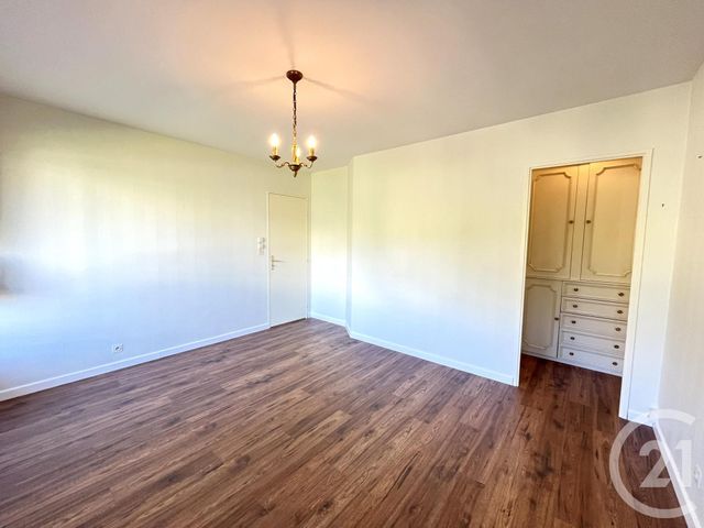 Appartement T3 &agrave; louer - 3 pi&egrave;ces - 69,71 m2 - Aix Les Bains - 73 - RHONE-ALPES