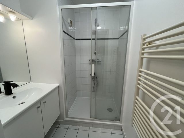 Appartement F2 &agrave; louer - 2 pi&egrave;ces - 37,76 m2 - Aix Les Bains - 73 - RHONE-ALPES